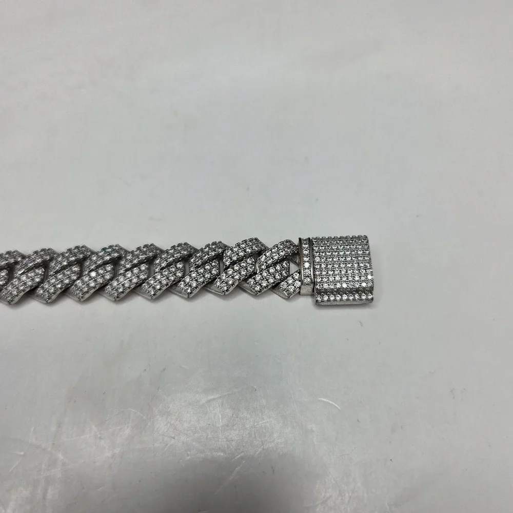 Unbranded Cuban Link Chain Iced Out 16in Silver Tone Rhinestone Choker Necklace